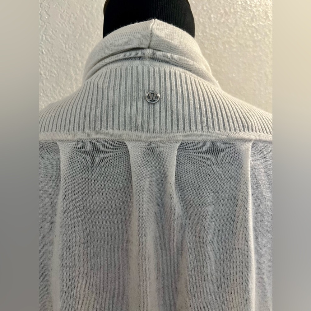 Lululemon Womens White Long Sleeve Asymmetric Open Front Cardigan Sweater
